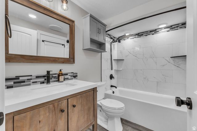 10498 S BROOKLYN VIEW LANE CIR, South Jordan, UT 84095
