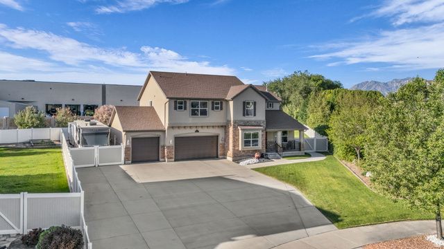10498 S BROOKLYN VIEW LANE CIR, South Jordan, UT 84095