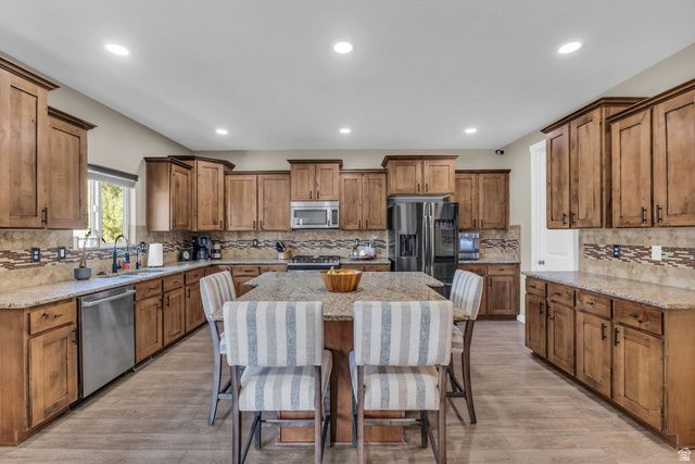 10498 S BROOKLYN VIEW LANE CIR, South Jordan, UT 84095