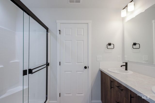 17452 N Union Springs Pl, Nampa, ID 83687