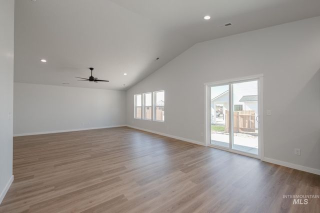 17452 N Union Springs Pl, Nampa, ID 83687