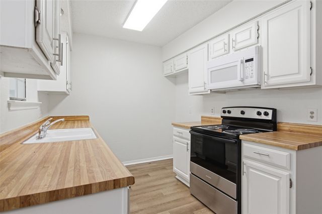 209 Blue Ridge Trail, Saginaw, TX 76179