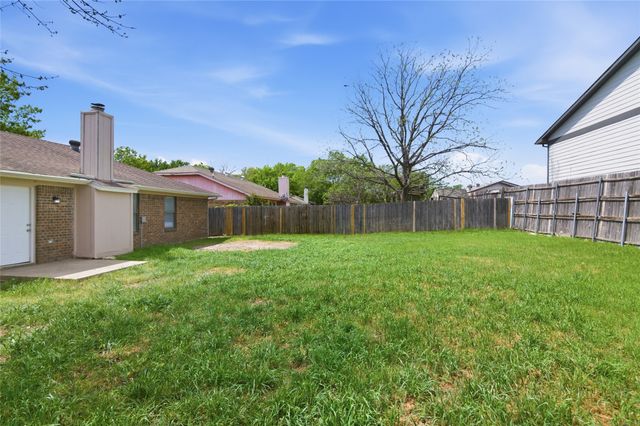 209 Blue Ridge Trail, Saginaw, TX 76179