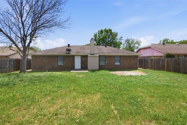 209 Blue Ridge Trail, Saginaw, TX 76179
