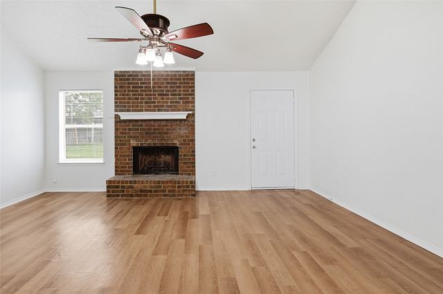 209 Blue Ridge Trail, Saginaw, TX 76179