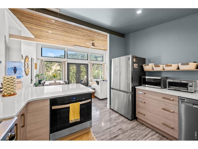 865 N Cedar Brook Rd, Boulder, CO 80304