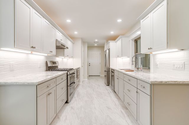 1207 Redman Lane, Duncanville, TX 75137