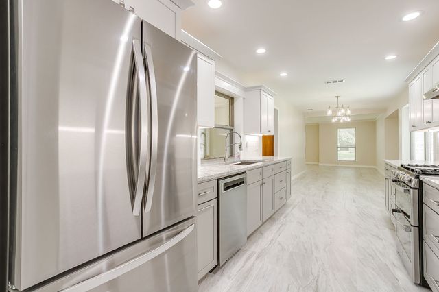 1207 Redman Lane, Duncanville, TX 75137