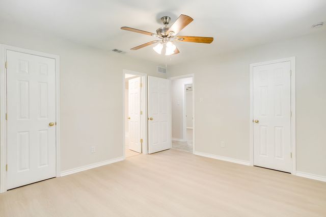 1207 Redman Lane, Duncanville, TX 75137