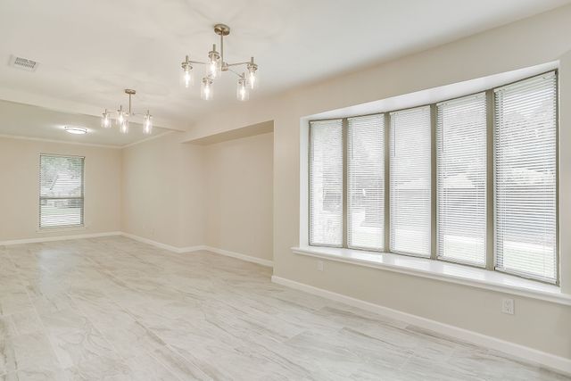 1207 Redman Lane, Duncanville, TX 75137