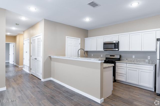 9779 McCombs Street B4, El Paso, TX 79924