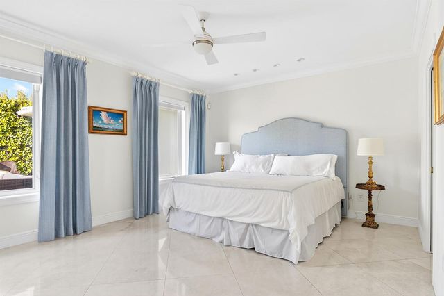 107 E Inlet Drive, Palm Beach, FL 33480