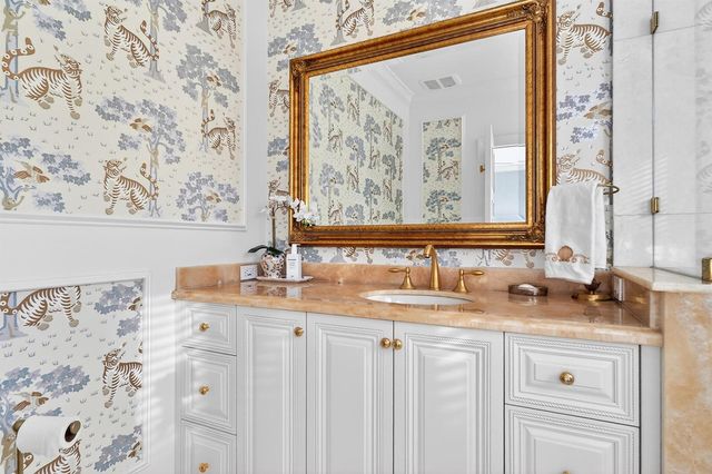 107 E Inlet Drive, Palm Beach, FL 33480