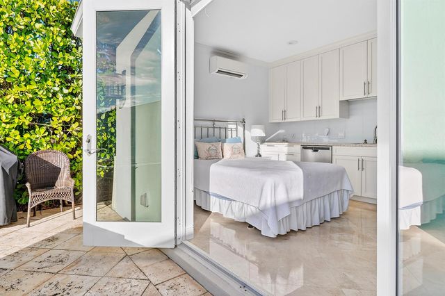 107 E Inlet Drive, Palm Beach, FL 33480
