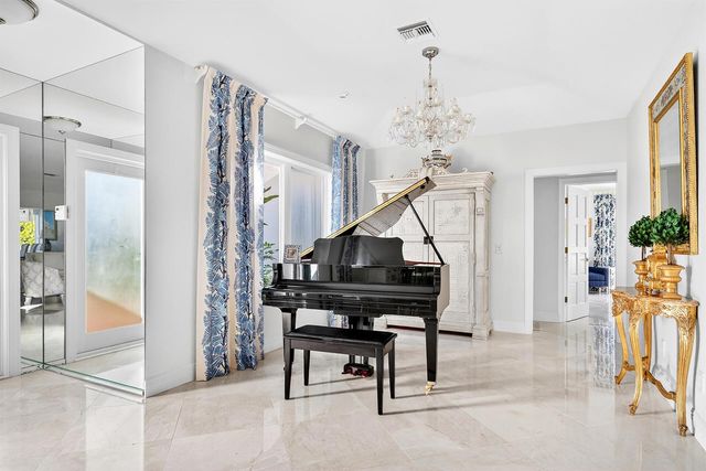 107 E Inlet Drive, Palm Beach, FL 33480