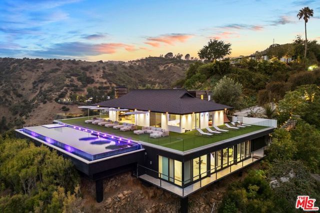 2402 Carman Crest Drive, Los Angeles, CA 90068