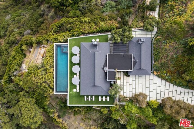 2402 Carman Crest Drive, Los Angeles, CA 90068