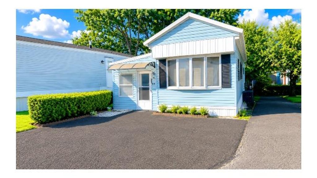 1190 Grange Road O4, Allentown City, PA 18106