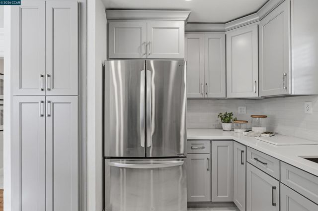 55 Mozden Ln, Pleasant Hill, CA 94523