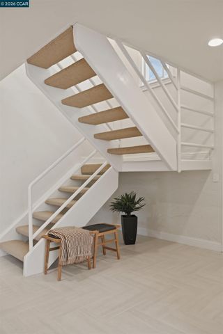 55 Mozden Ln, Pleasant Hill, CA 94523