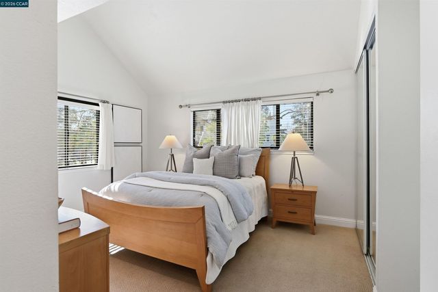 55 Mozden Ln, Pleasant Hill, CA 94523