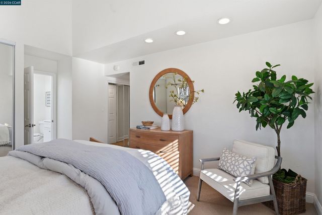 55 Mozden Ln, Pleasant Hill, CA 94523