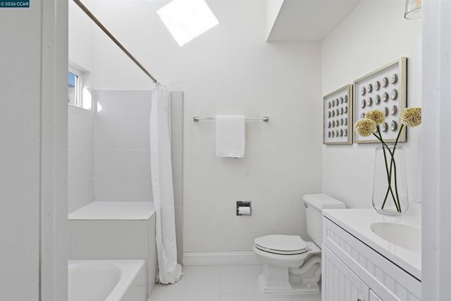 55 Mozden Ln, Pleasant Hill, CA 94523