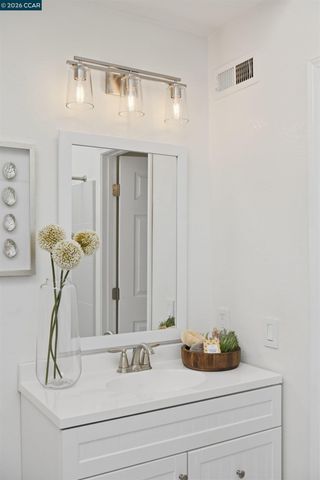 55 Mozden Ln, Pleasant Hill, CA 94523