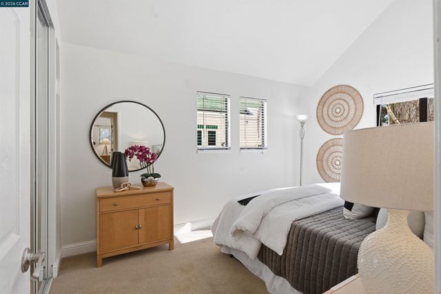 55 Mozden Ln, Pleasant Hill, CA 94523