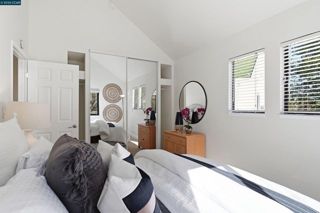 55 Mozden Ln, Pleasant Hill, CA 94523