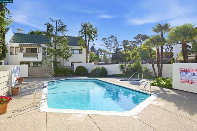 55 Mozden Ln, Pleasant Hill, CA 94523