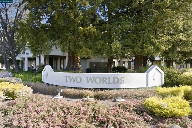 55 Mozden Ln, Pleasant Hill, CA 94523