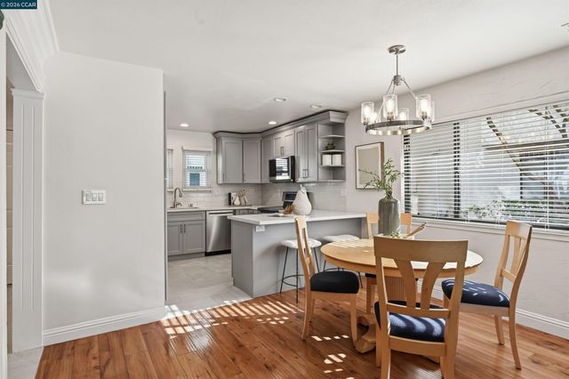 55 Mozden Ln, Pleasant Hill, CA 94523