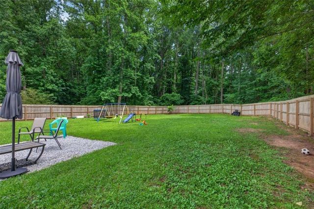 95 S Meadowcliff Circle S, Carrollton, GA 30116