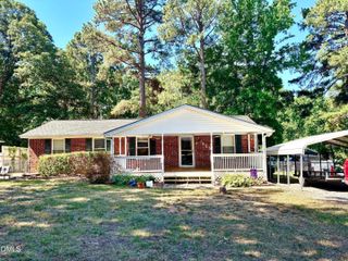 923 Spruce Pine Trail 116, Durham, NC 27705