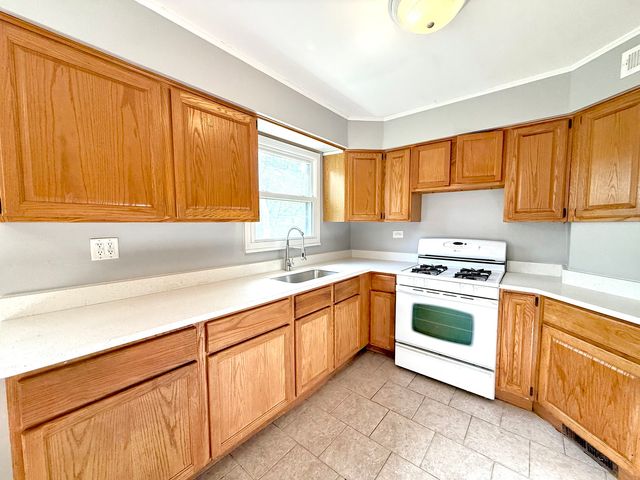 197 Washington Street, Park Forest, IL 60466