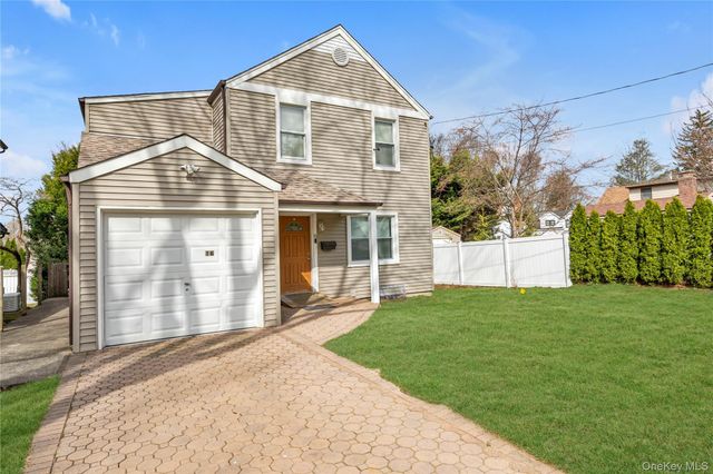 16 Fairfield Avenue, Port Washington, NY 11050