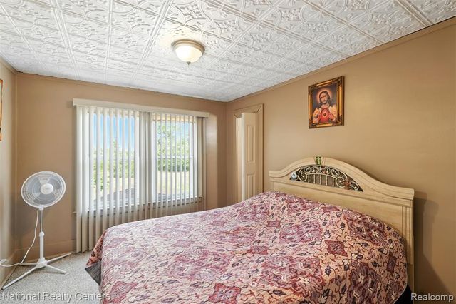 1041 Adeline Street, Highland Park, MI 48203