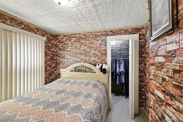 1041 Adeline Street, Highland Park, MI 48203