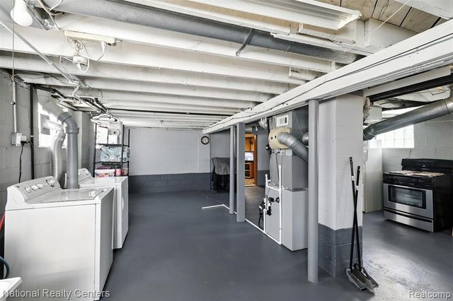 1041 Adeline Street, Highland Park, MI 48203