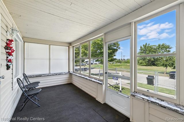 1041 Adeline Street, Highland Park, MI 48203