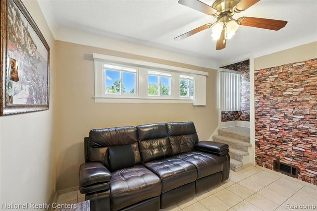 1041 Adeline Street, Highland Park, MI 48203