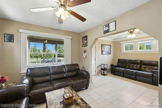 1041 Adeline Street, Highland Park, MI 48203