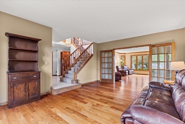 W168N5140 Stonefield ROAD, Menomonee Falls, WI 53051