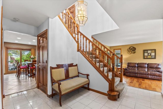 W168N5140 Stonefield ROAD, Menomonee Falls, WI 53051