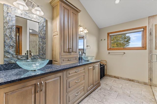 W168N5140 Stonefield ROAD, Menomonee Falls, WI 53051