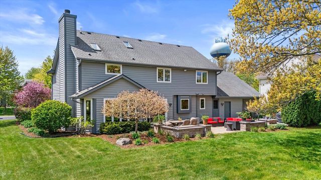 W168N5140 Stonefield ROAD, Menomonee Falls, WI 53051