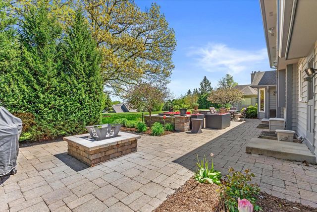 W168N5140 Stonefield ROAD, Menomonee Falls, WI 53051