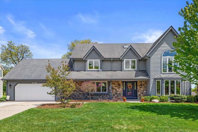 W168N5140 Stonefield ROAD, Menomonee Falls, WI 53051