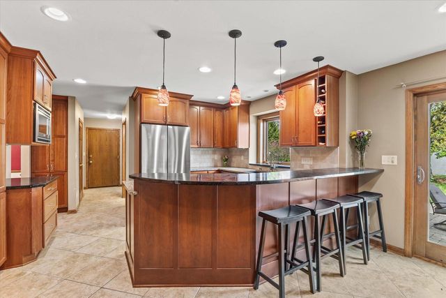W168N5140 Stonefield ROAD, Menomonee Falls, WI 53051